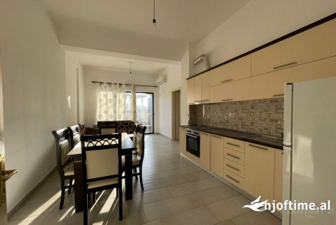 Shtepi ne shitje 2+1 ne Tirane - 130,000 Euro