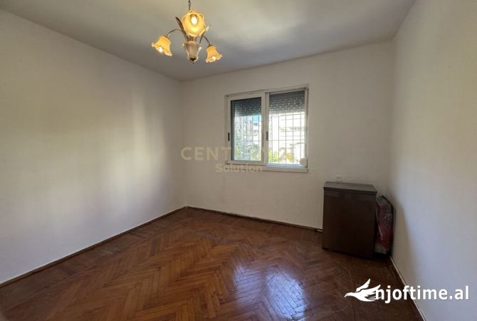 Shtepi ne shitje 2+1 ne Tirane - 98,000 Euro