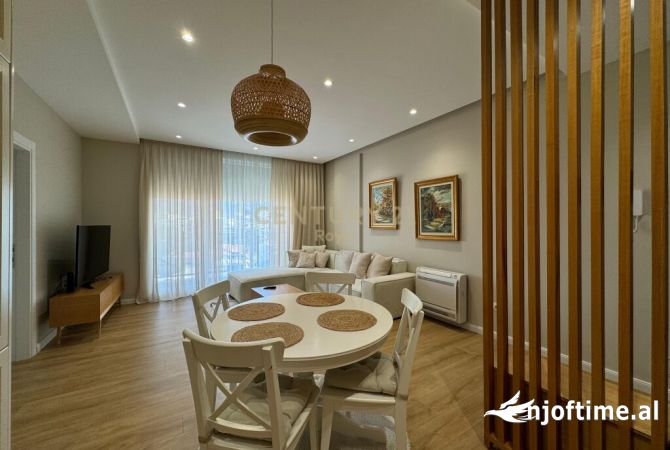 Shtepi me qera 2+1 ne Tirane - 1,200 Euro