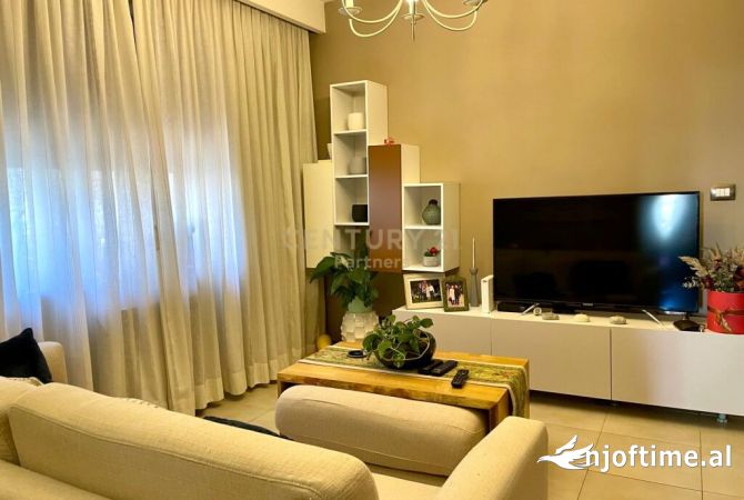 Shtepi me qera 3+1 ne Tirane - 1,000 Euro