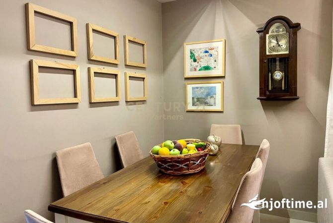 Shtepi me qera 3+1 ne Tirane - 1,000 Euro