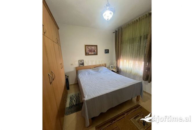 Shtepi ne shitje 1+1 ne Tirane - 105,000 Euro