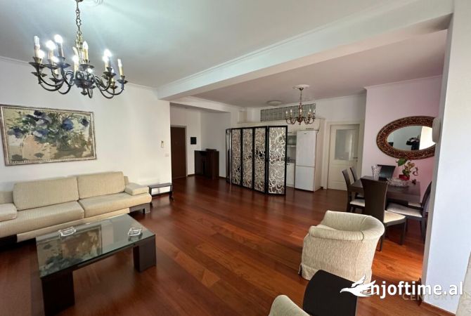 Shtepi me qera 2+1 ne Tirane - 1,000 Euro