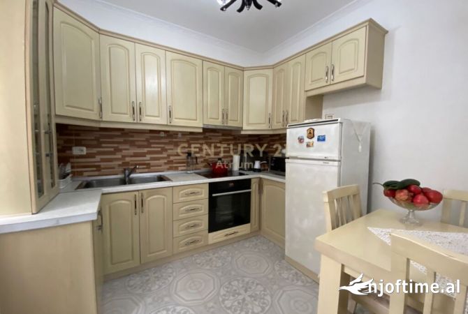 Shtepi ne shitje 2+1 ne Tirane - 250,000 Euro