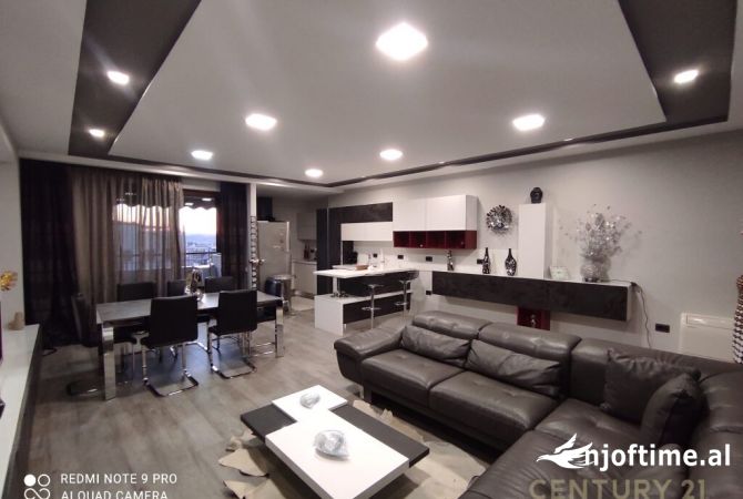 Shtepi me qera 3+1 ne Tirane - 1,000 Euro