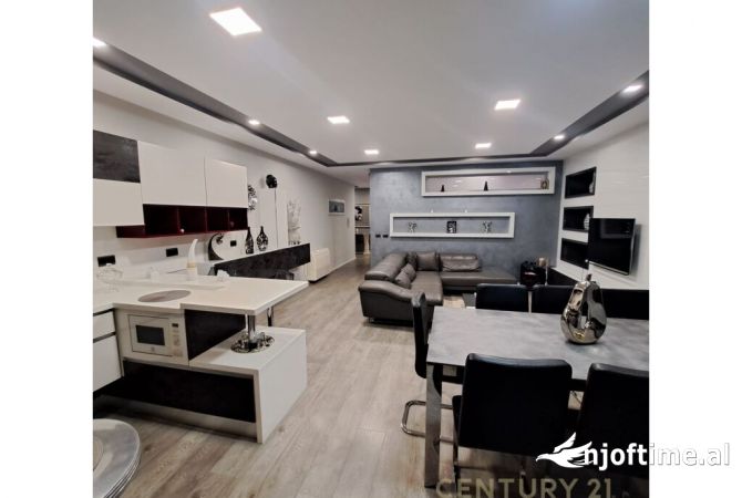 Shtepi me qera 3+1 ne Tirane - 1,000 Euro