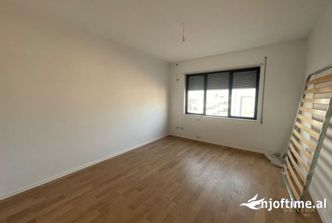 Shtepi me qera 2+1 ne Tirane - 600 Euro