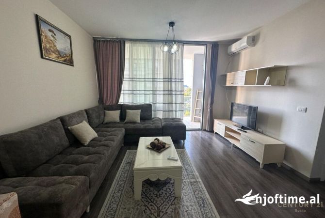 Shtepi me qera 2+1 ne Tirane - 750 Euro
