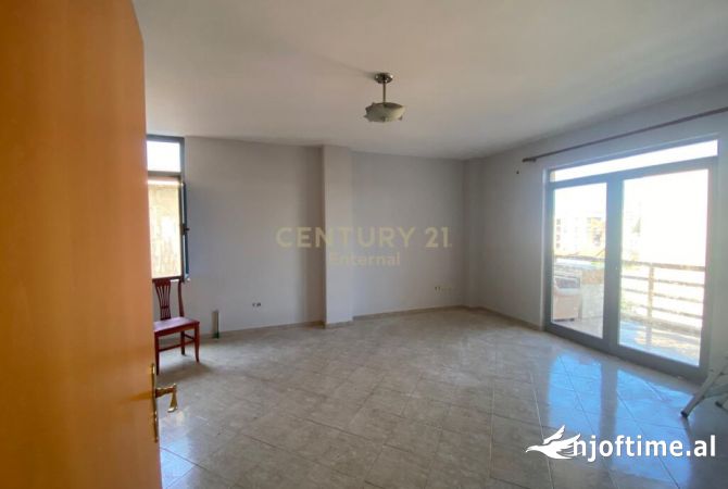 Shtepi me qera 3+1 ne Tirane - 450 Euro