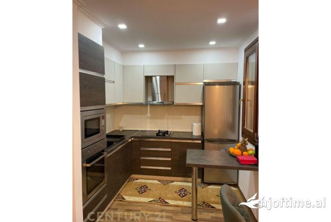 Shtepi me qera 2+1 ne Tirane - 650 Euro
