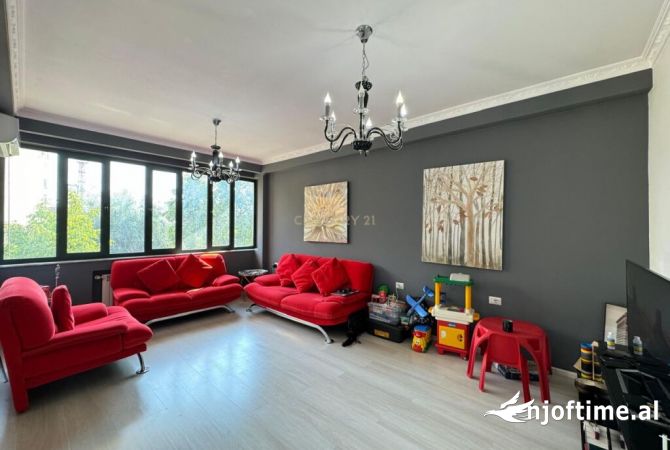 Shtepi me qera 3+1 ne Tirane - 800 Euro