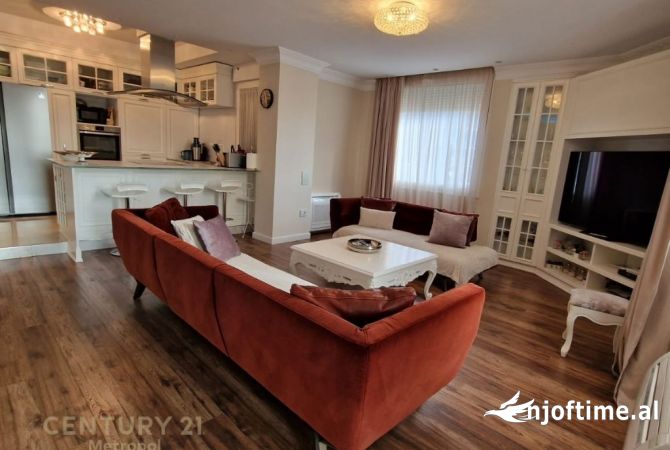 Shtepi me qera 2+1 ne Tirane - 1,600 Euro
