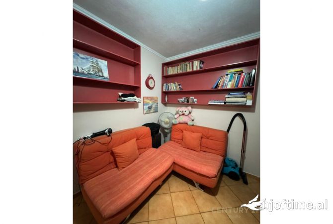 Shtepi ne shitje 3+1 ne Tirane - 160,000 Euro
