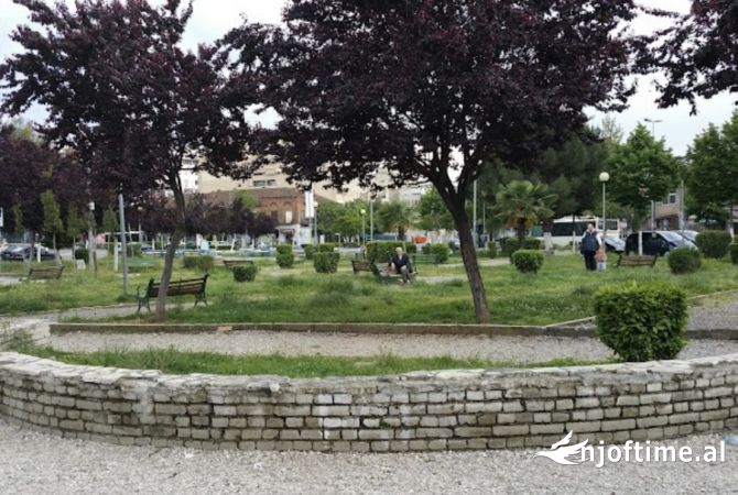 Ambient biznesi ne shitje 1+1 ne Tirane - 104,500 Euro