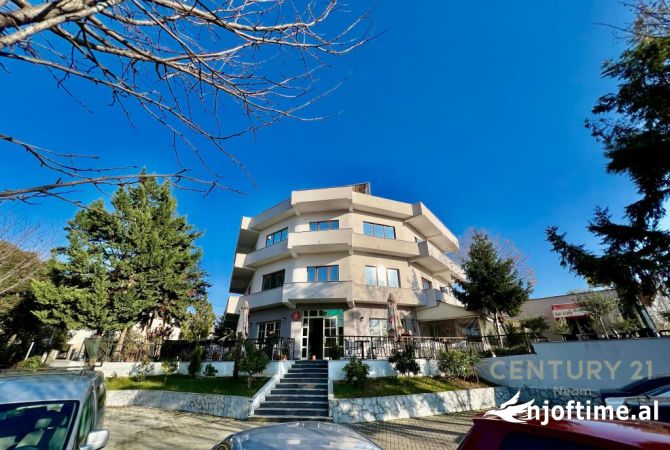 Ambient biznesi me qera 5+1 ne Tirane - 7,500 Euro