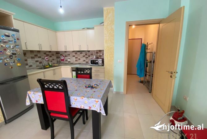 Shtepi me qera 2+1 ne Tirane - 600 Euro