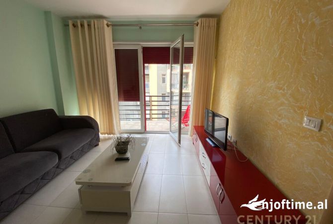 Shtepi me qera 2+1 ne Tirane - 600 Euro