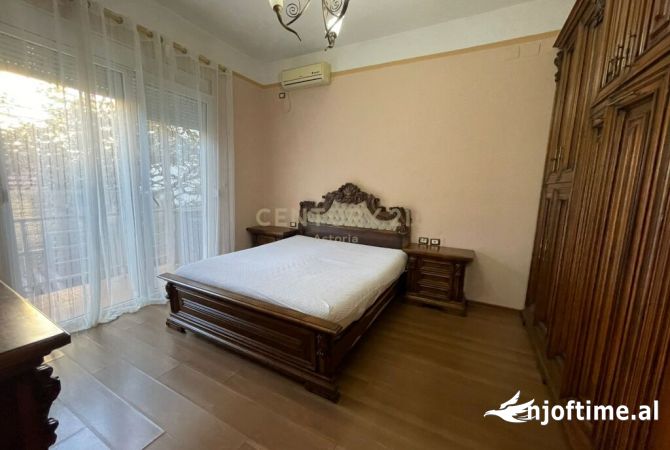 Shtepi me qera 2+1 ne Tirane - 750 Euro