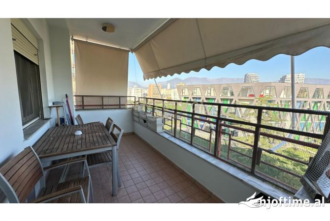 Shtepi me qera Apartament ne Tirane, 3+1, Mobilimi E mobiluar, Pagesa 1,500  Euro.