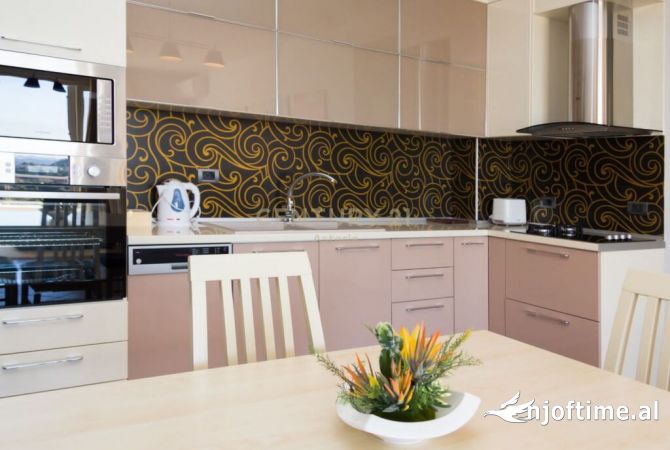 Casa in affitto 2+1 a Tirana - 1,000 Euro