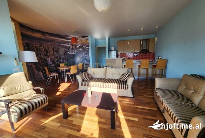 Shtepi me qera 2+1 ne Tirane - 650 Euro