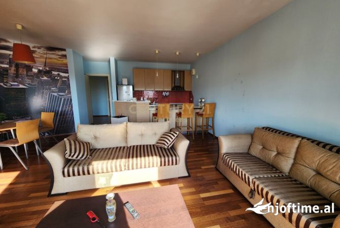 Shtepi me qera 2+1 ne Tirane - 650 Euro