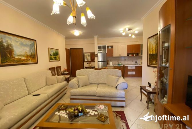 Shtepi me qera 1+1 ne Tirane - 600 Euro