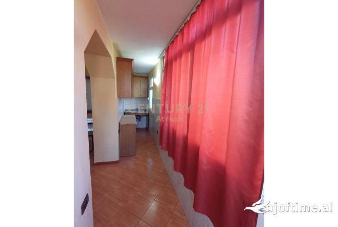 Shtepi me qera 2+1 ne Tirane - 350 Euro