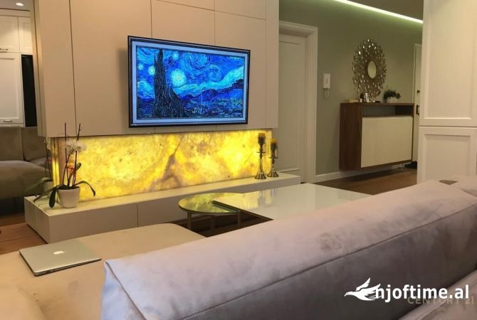 Shtepi me qera Apartament ne Tirane, 2+1, Mobilimi E mobiluar, Pagesa 1,100  Euro.