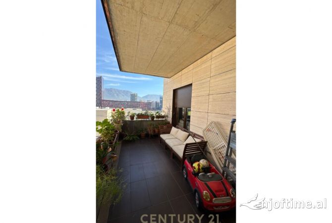 Shtepi me qera Apartament ne Tirane, 3+1, Mobilimi E mobiluar, Pagesa 3,000  Euro.