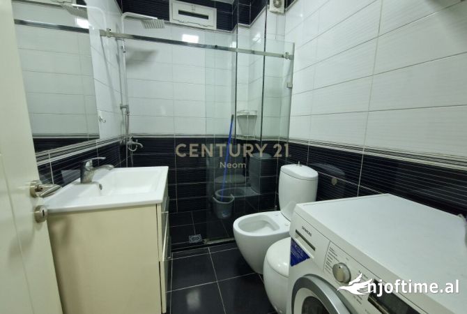 Shtepi ne shitje Apartament ne Tirane, 1+1, Mobilimi E mobiluar, Pagesa 139,000  Euro.