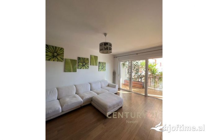 Shtepi ne shitje 3+1 ne Tirane - 350,000 Euro