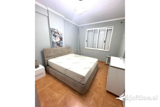 Shtepi me qera 1+1 ne Tirane - 400 Euro