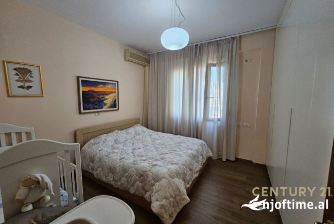Shtepi me qera 2+1 ne Tirane - 750 Euro