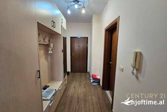 Shtepi me qera Apartament ne Tirane, 2+1, Mobilimi E mobiluar, Pagesa 750  Euro.