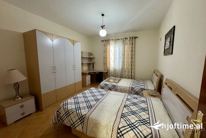 Shtepi me qera 2+1 ne Tirane - 650 Euro