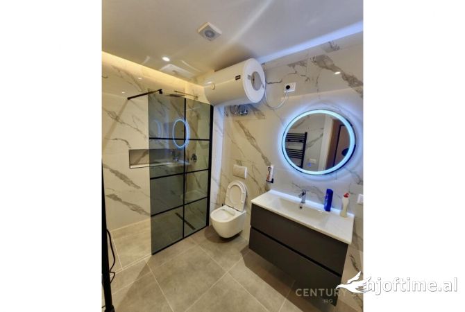 Shtepi me qera Apartament ne Tirane, 2+1, Mobilimi E mobiluar, Pagesa 650  Euro.