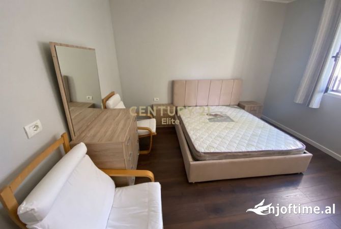 Shtepi me qera 1+1 ne Tirane - 590 Euro