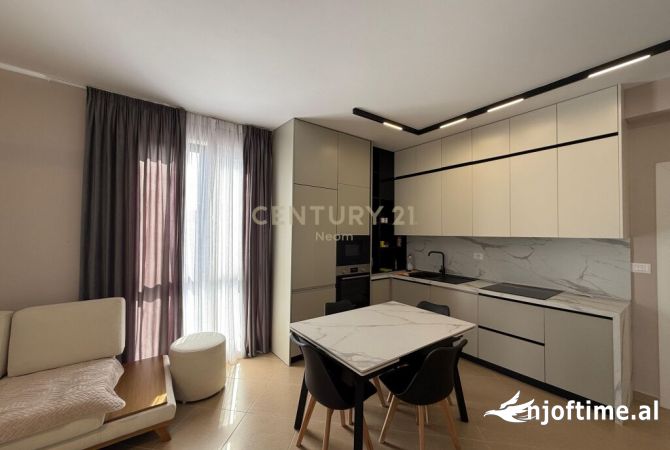 Shtepi me qera Apartament ne Tirane, 2+1, Mobilimi E mobiluar, Pagesa 650  Euro.