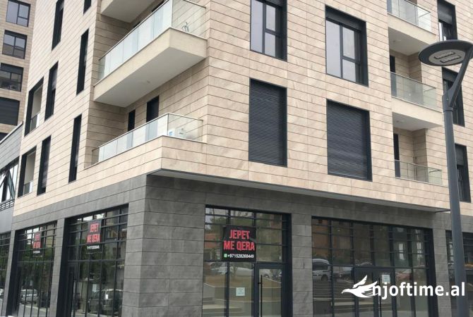 Ambient biznesi me qera 2+1 ne Tirane - 1,650 Euro