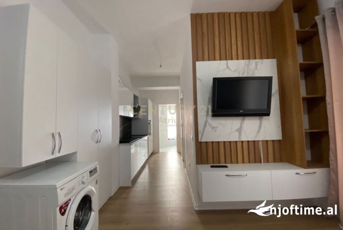 Shtepi me qera Apartament ne Tirane, 2+1, Mobilimi E mobiluar, Pagesa 450  Euro.
