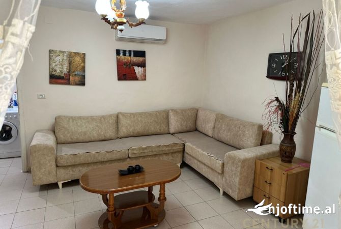 Shtepi me qera 1+1 ne Tirane - 400 Euro