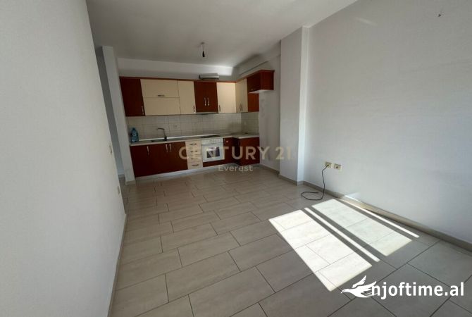 Shtepi ne shitje 1+1 ne Tirane - 85,000 Euro