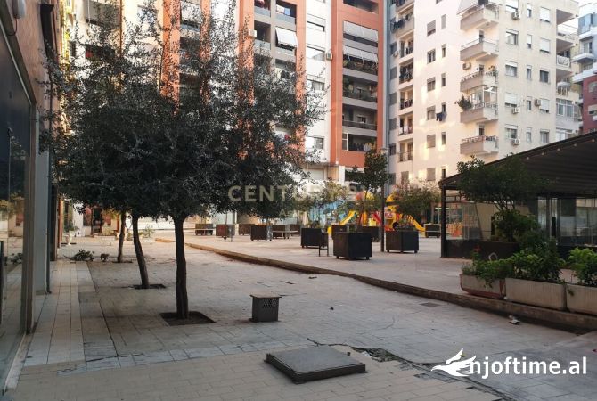 Ambient biznesi ne shitje 1+1 ne Tirane - 112,000 Euro