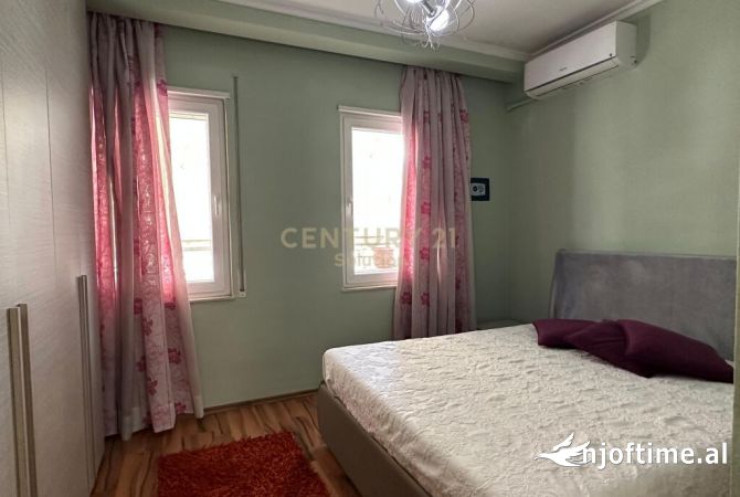 Shtepi me qera Apartament ne Tirane, 2+1, Mobilimi E mobiluar, Pagesa 500  Euro.