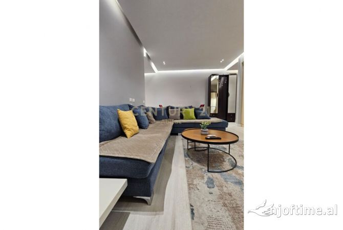 Shtepi ne shitje 2+1 ne Tirane - 270,000 Euro