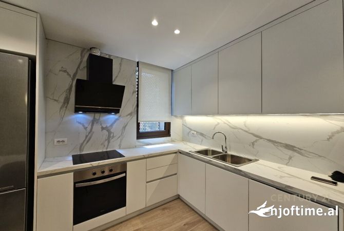 Shtepi me qera 1+1 ne Tirane - 950 Euro