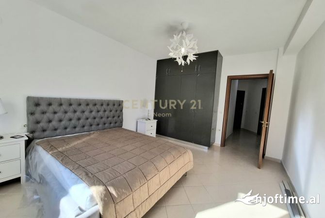 Shtepi me qera Apartament ne Tirane, 2+1, Mobilimi E mobiluar, Pagesa 450  Euro.