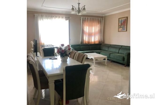 Shtepi me qera 2+1 ne Tirane - 600 Euro