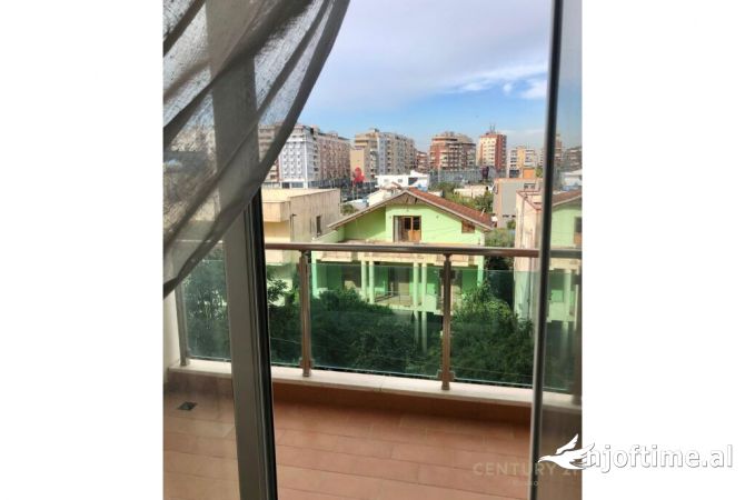 Shtepi me qera Apartament ne Tirane, 2+1, Mobilimi E mobiluar, Pagesa 600  Euro.